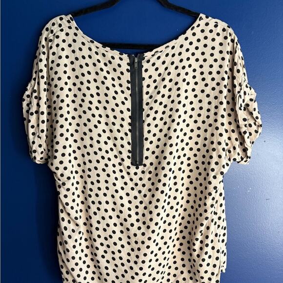 Splendid ivory Flutter Sleeve Blouse Relaxed Fit size medium - Picture 7 of 8